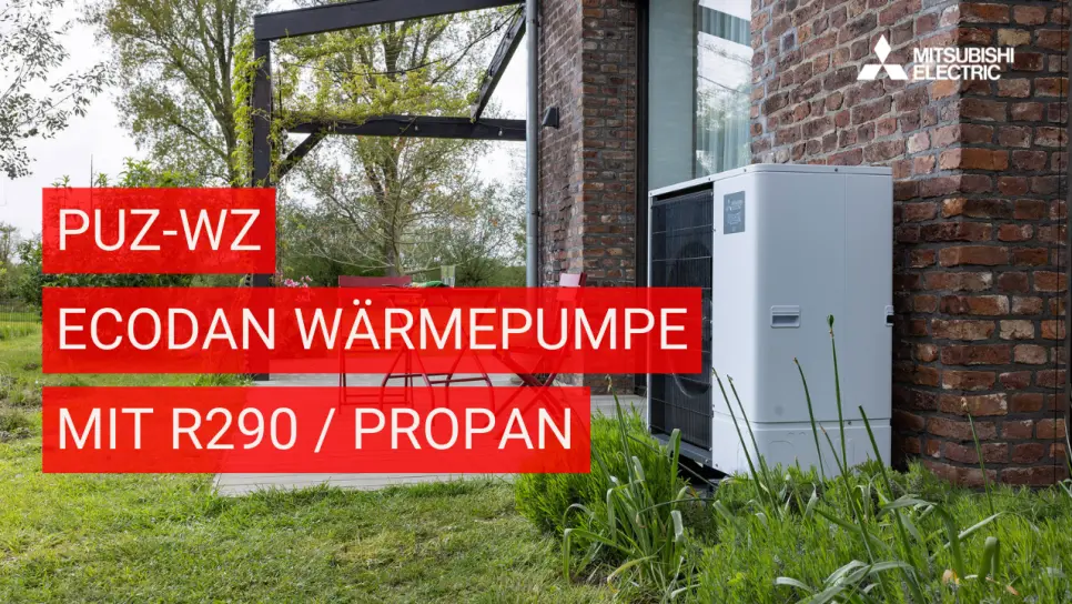 Mitsubishi Electric Ecodan PUZ-WZ R290 Wärmepumpe an einem Wohnhaus